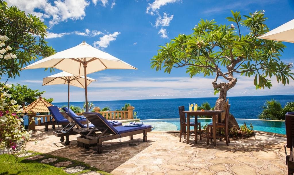 Blue Moon Villas