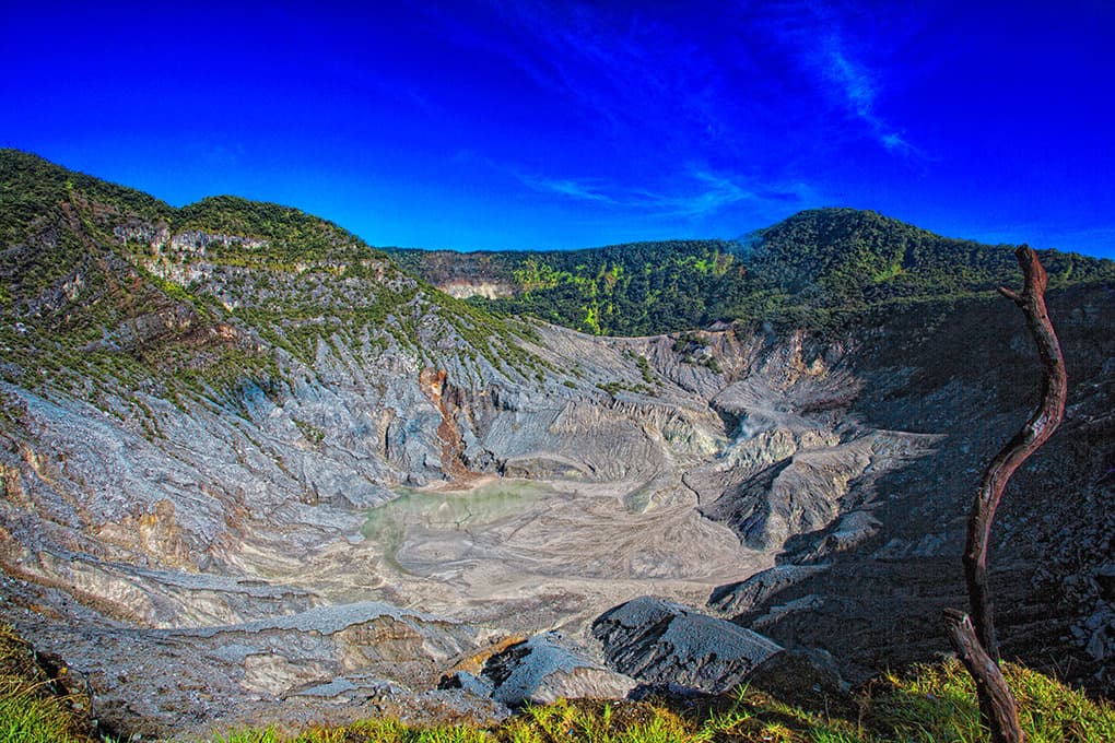 Tangkuban Perahu